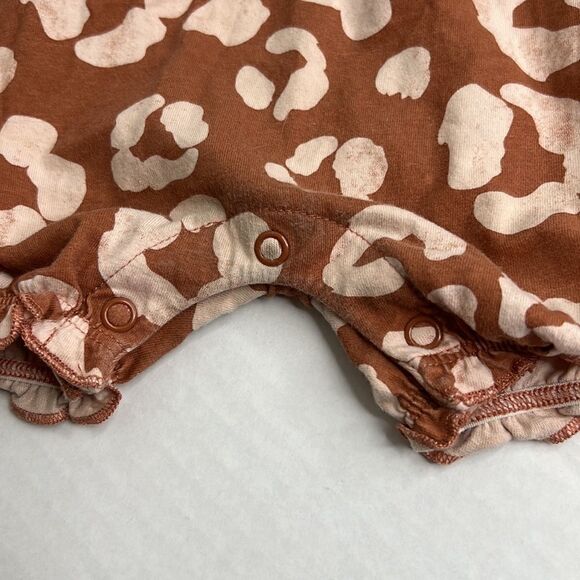Carter’s Child of Mine brown and cream animal print romper EUC size 24 months - Picture 8 of 11
